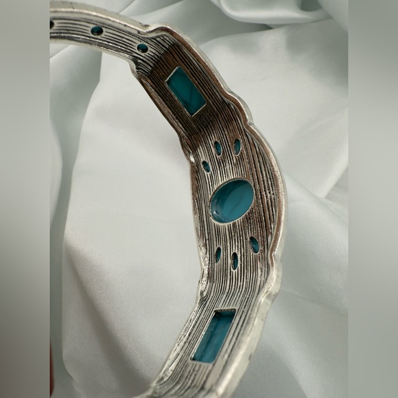 Vintage Antique Cuff Turquoise and Silver Women's Bracelet - Picture 7 of 8
